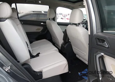 2018 Volkswagen Tiguan 2.0T Se/2.0T Sel из США, поврежденный, VIN 3VV3B7AX1JM014579